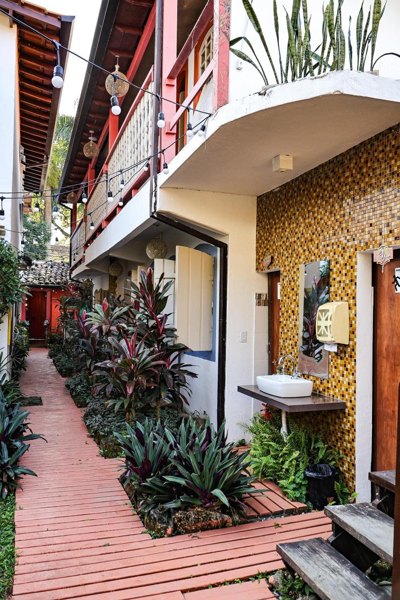 Com Verso E Prosa Repouso E Cafe Araquari Exterior foto